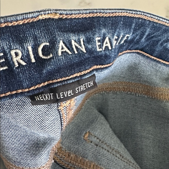 High Rise AE Jeans - Picture 3 of 7